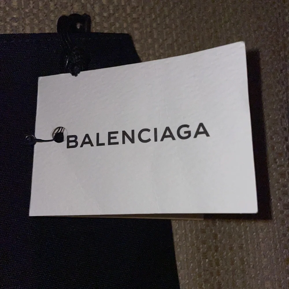 New authentic balenciaga nylon bag (UNISEX)